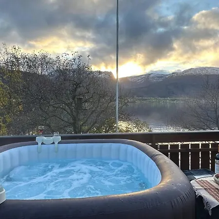 Casa Hauge - Fjord View * Sandane