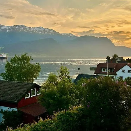 Casa Hauge - Fjord View
