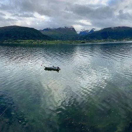 Casa Hauge - Fjord View Pensión *