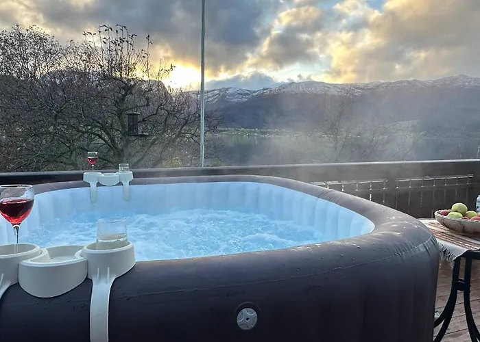 Casa Hauge - Fjord View *