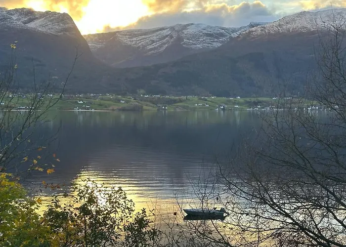 Πανσιόν Casa Hauge - Fjord View